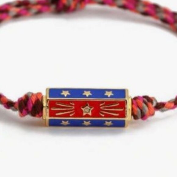 NWT enamel locket lucky charm bracelet vintage vibe red - Picture 2 of 3